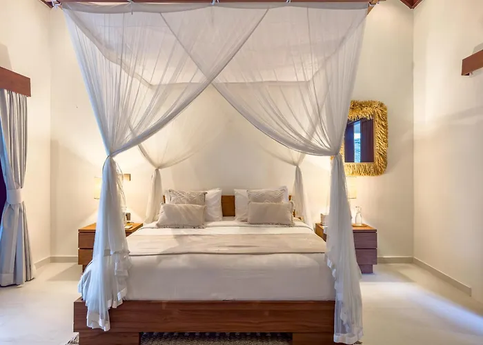 Olive Managed By Bugis Villa Seminyak (Bali)